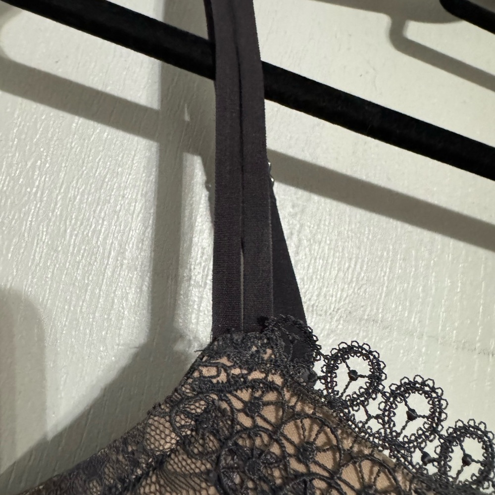 Victoria’s Secret Very Sexy Push Up Bra - Picture 4 of 6